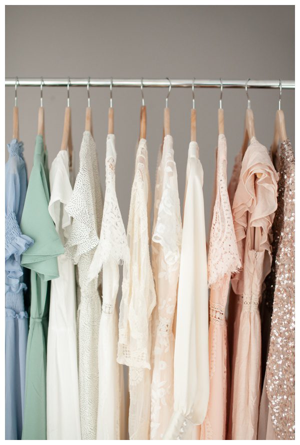 Best dresses to wear for newborn photos - CT portrait photographer