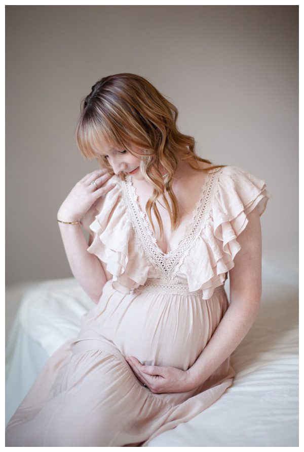 Fairfield County Maternity Photographer Fine art maternity photographs - delicate posing