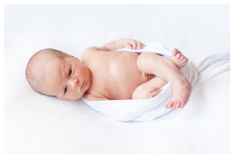 Helpful Tips from a Newborn Care Specialist - Cute baby photos