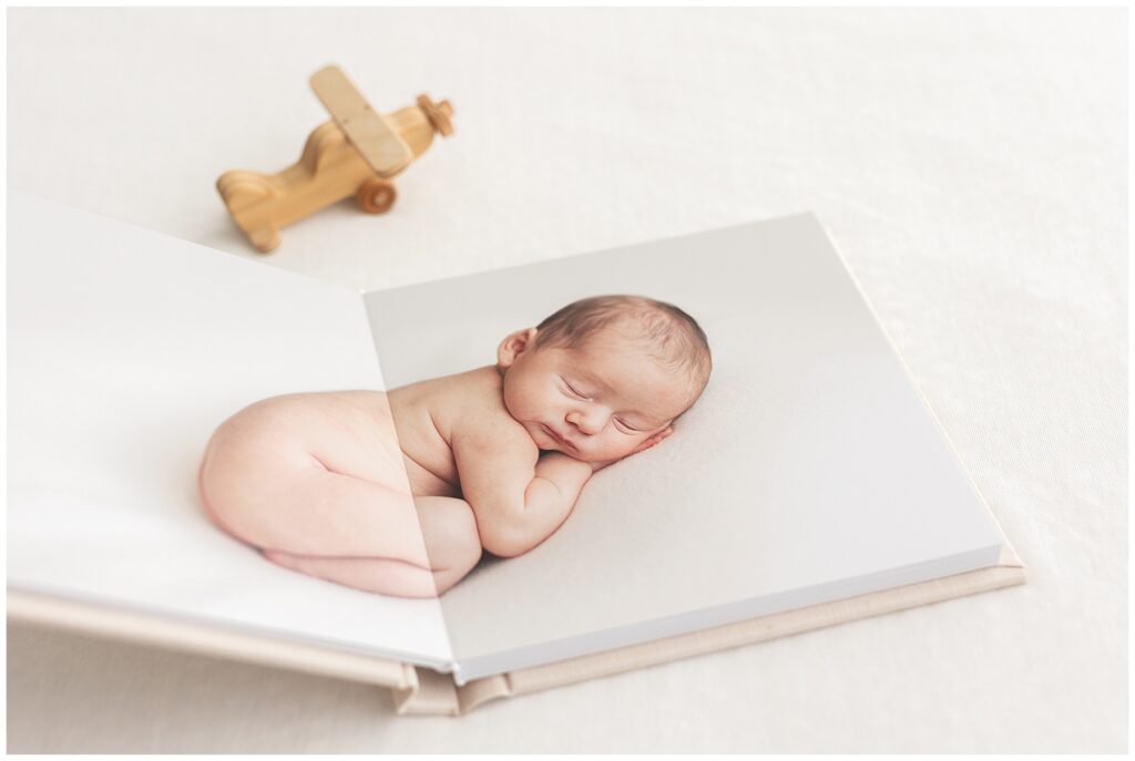 Newborn heirloom album